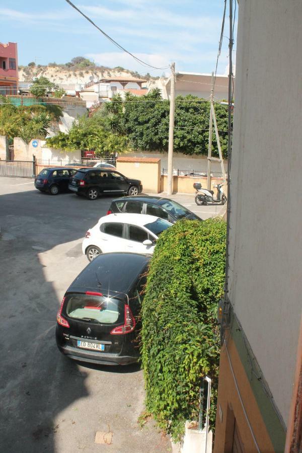 A Mmari Semu - Scala Dei Turchi Apartment Realmonte Bagian luar foto